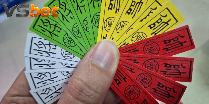 Tứ Sắc Online dùng bộ quân bốn màu đặc thù